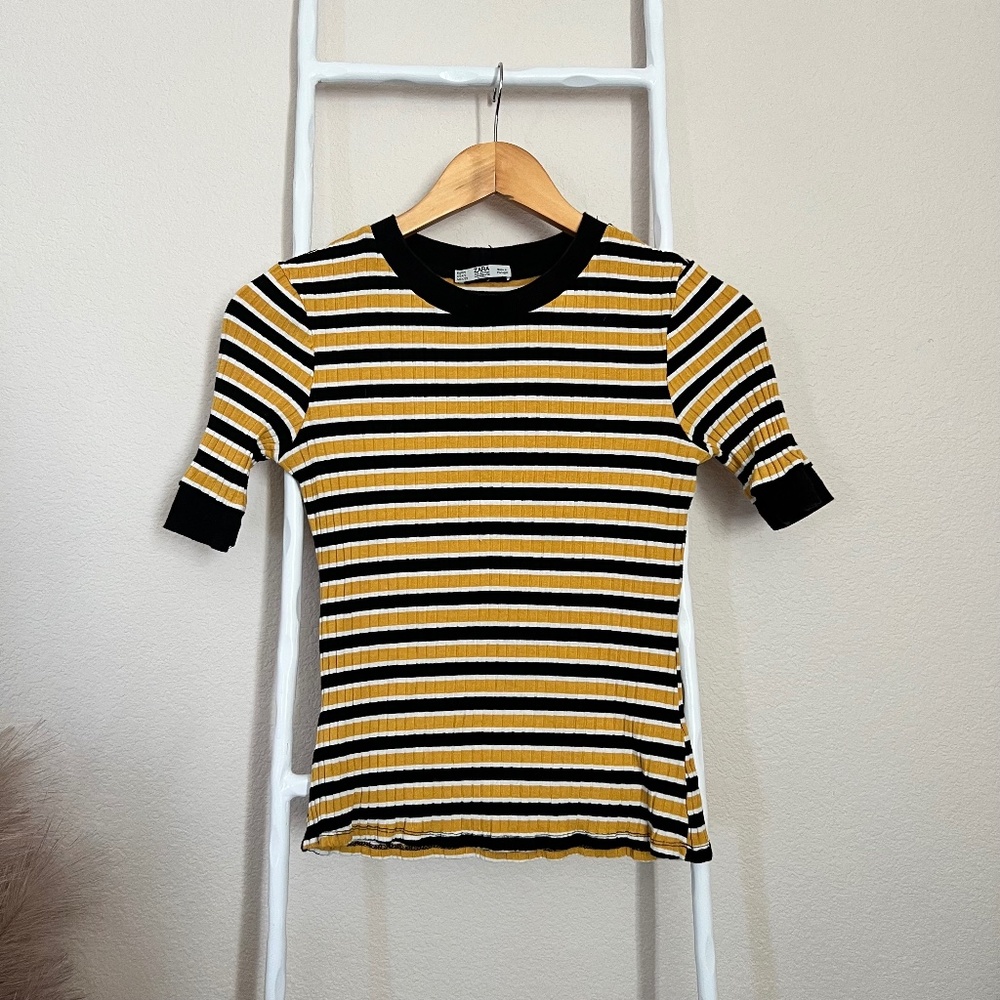Zara Ribbed Woven T Shirt Top with Short Sleeves